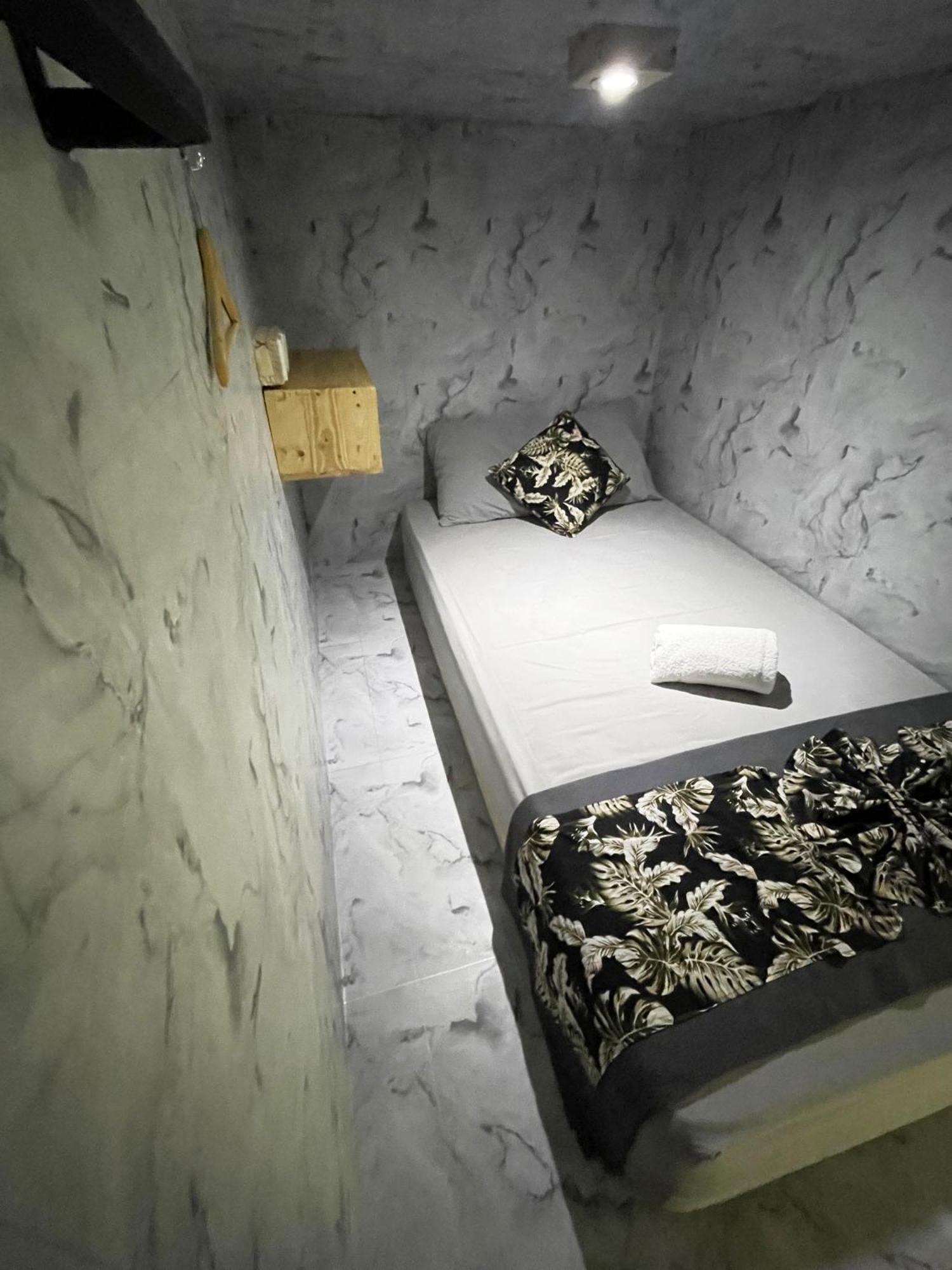 Apit Lawang Villas & Resto Batununggul Exterior foto