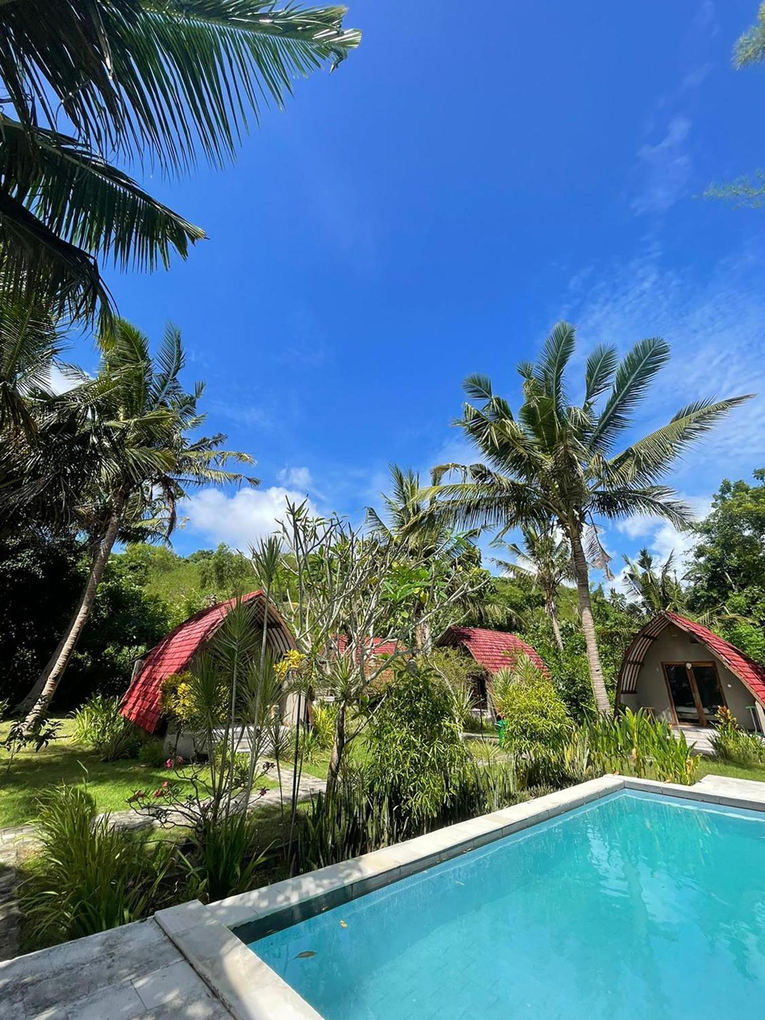 Apit Lawang Villas & Resto Batununggul Exterior foto